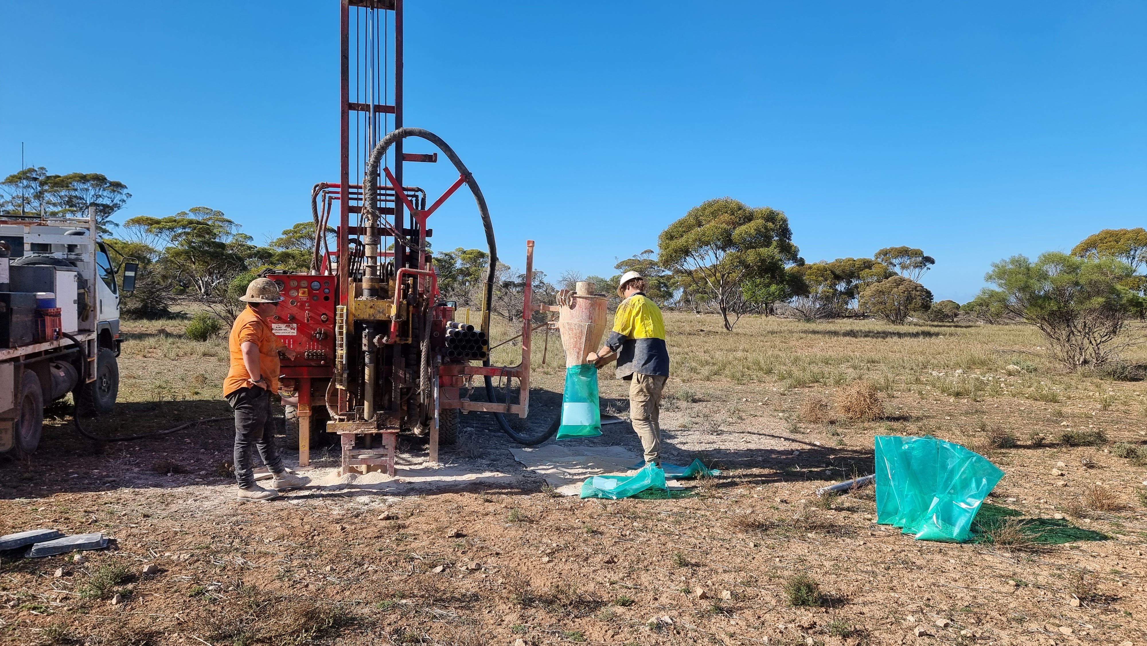 Drilling at Eyre Peninsula KaolinHalloysite Project3
